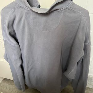 Tommy Bahama size large relax sweatshirt